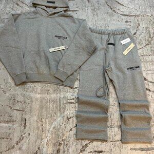 Essentials x small dark oat set new